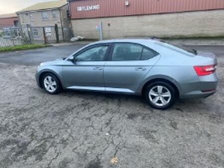 SKODA SUPERB 1.6 TDI S 