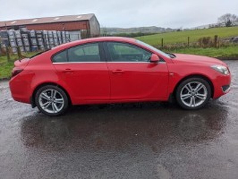 VAUXHALL INSIGNIA